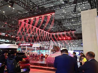 投石科技车展动态艺术互动装置方案集合