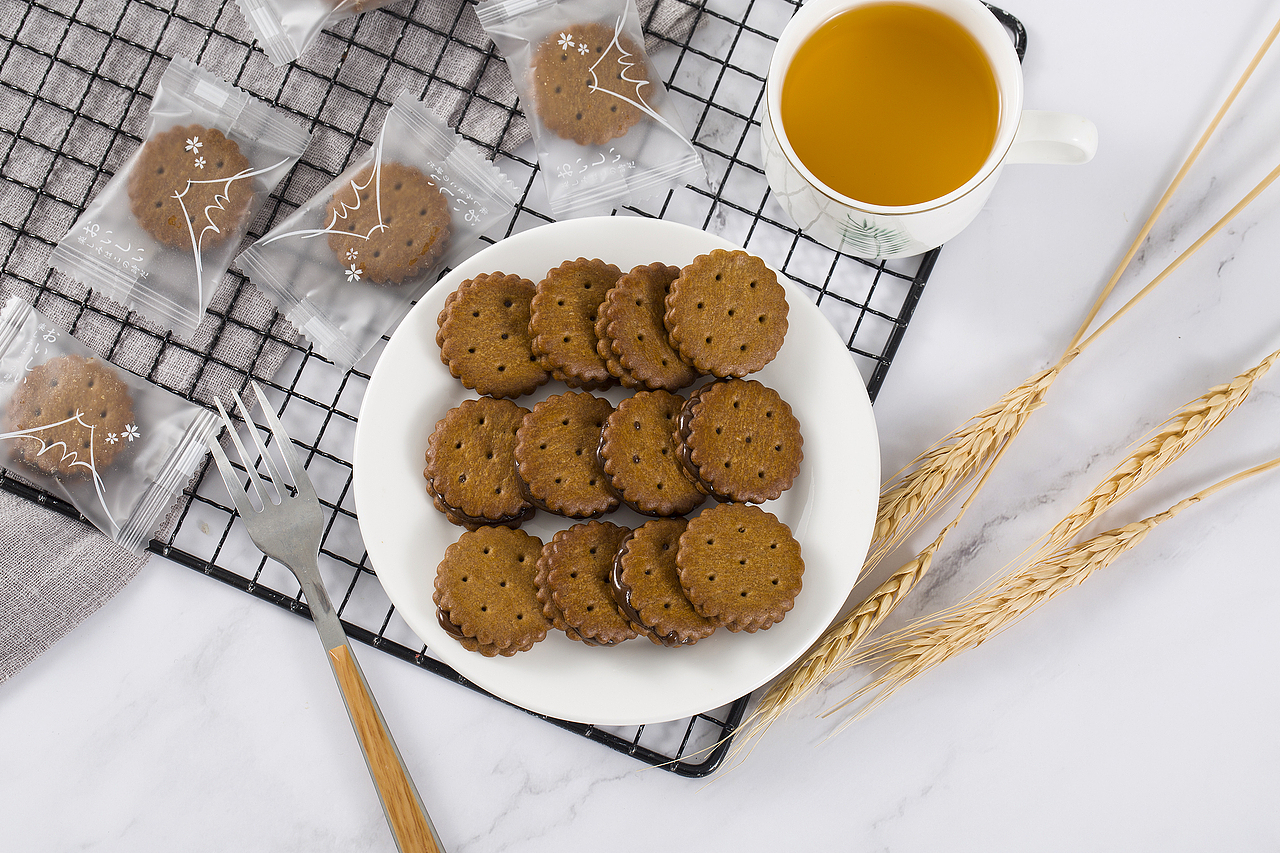 餅干拍攝（圖ZMTk1ODY4NDEy） - 產(chǎn)品攝影 - 站酷設(shè)計師墨揚傳媒原創(chuàng)素材 - 站酷ZCOOL