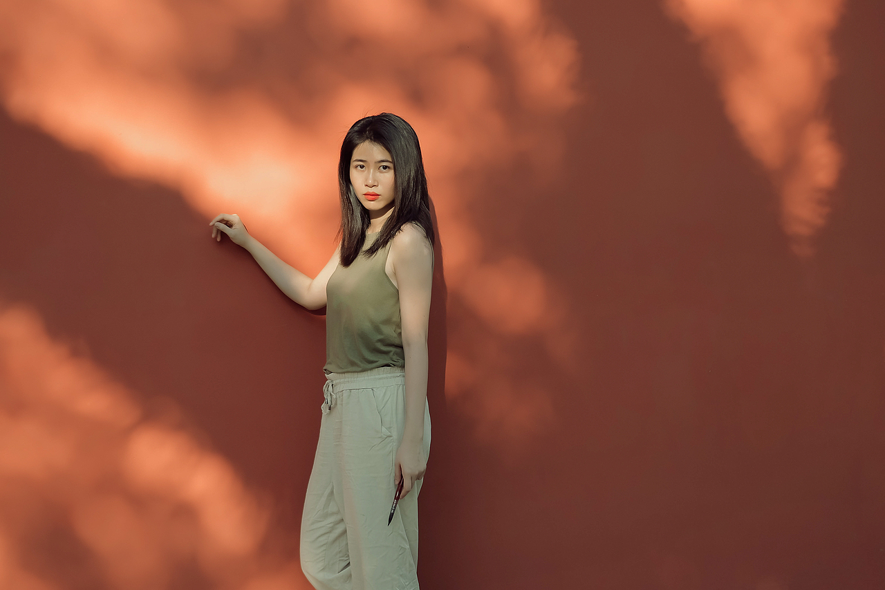 夕阳红墙与诗人（图ZMzQ1OTQ4NDY4） - 人像摄影 - 站酷设计师KK想要和这个世界原创素材 - 站酷ZCOOL