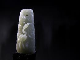 蛟螭护福