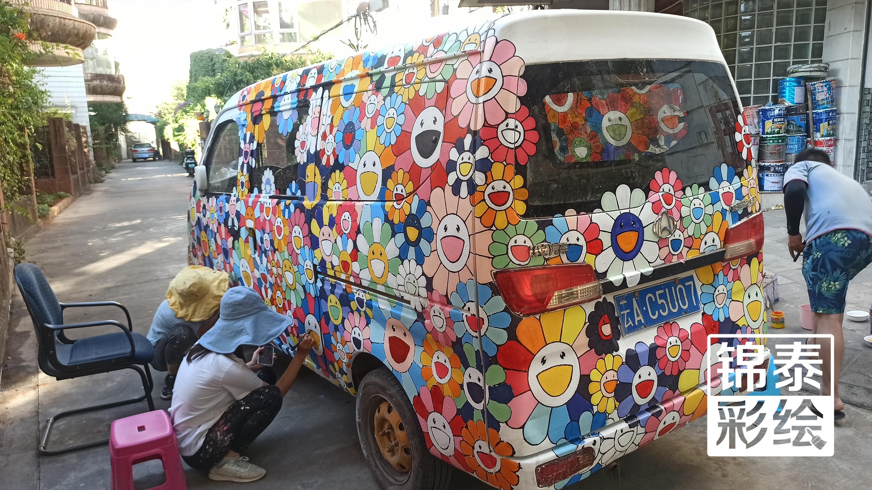 车身彩绘/车体彩绘/车身涂鸦/村上隆/草间弥生