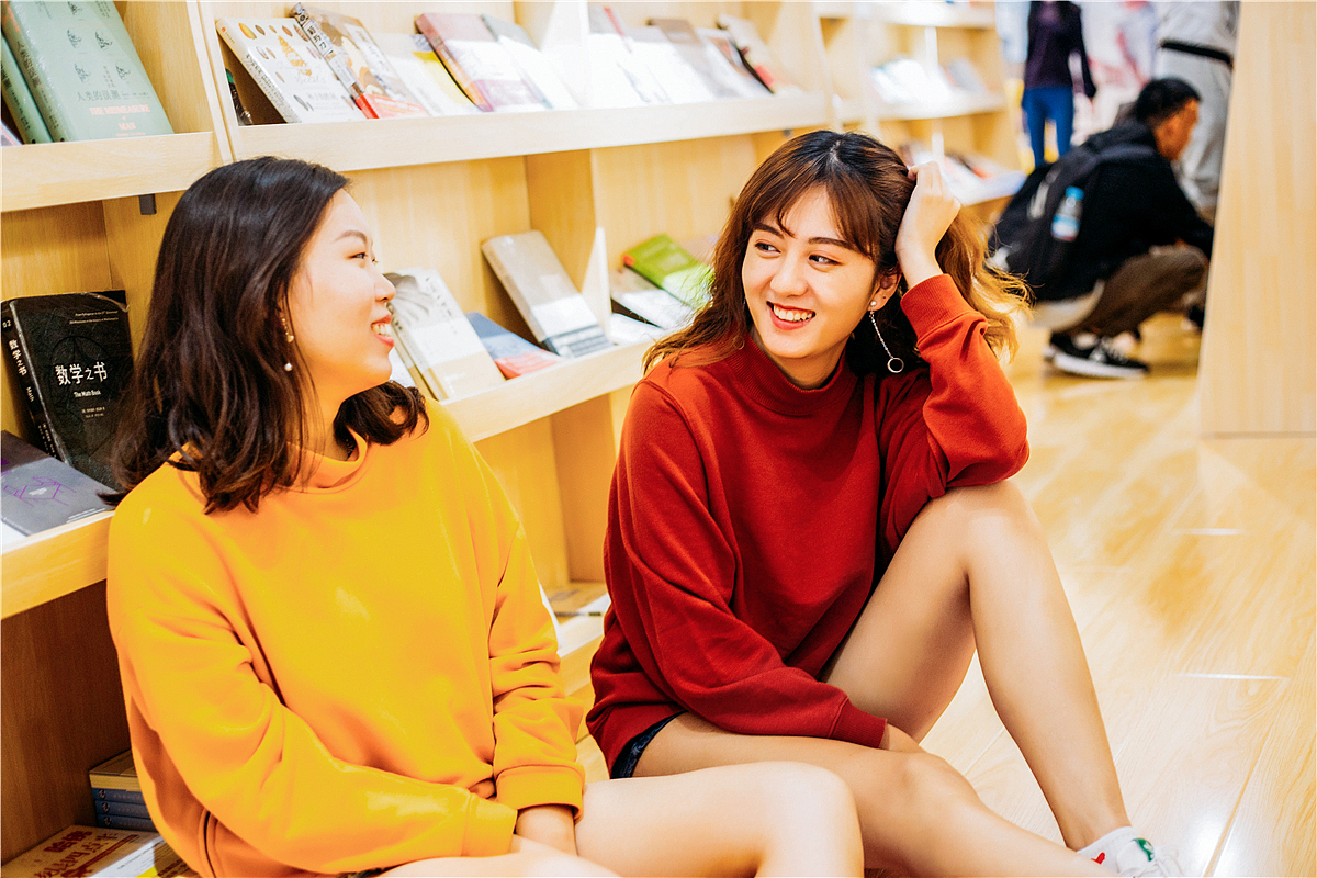 幼儿园风闺蜜客片（图ZOTMxNjQ2MTY=） - 人像摄影 - 站酷设计师夏天吃不下了原创素材 - 站酷ZCOOL