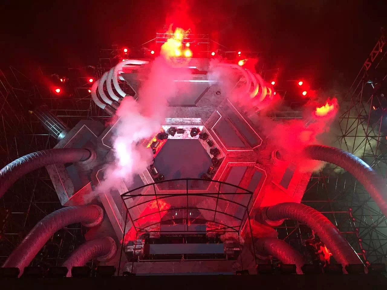 2016上海百大DJ音乐节（图ZMTUxNzk0ODI0） - 舞台美术 - 站酷设计师廖定敏_Manman原创素材 - 站酷ZCOOL