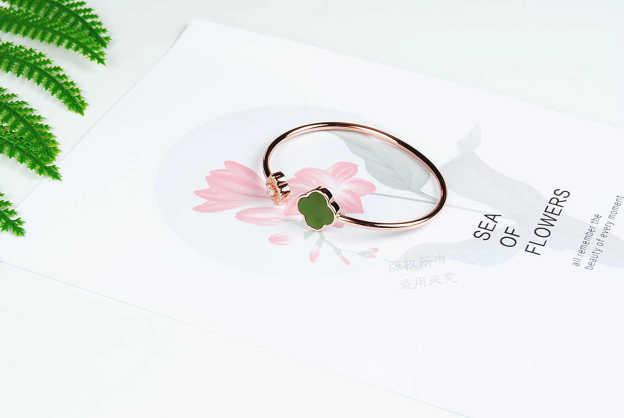 和田玉手镯摆拍幸运草手镯天猫淘宝小清新银镶玉手镯