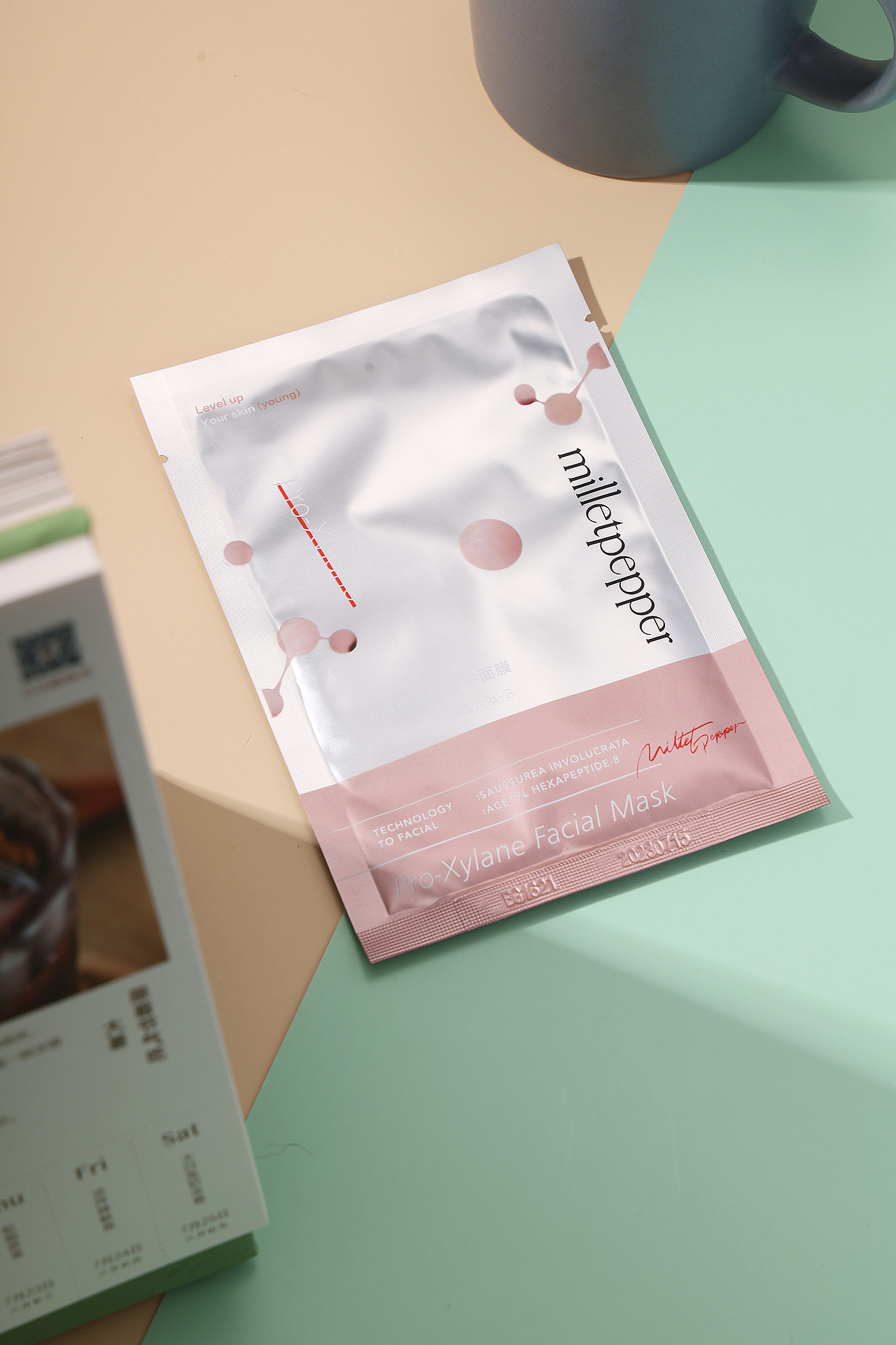 化妆品（图ZMjQwNTY4MTQ0） - 产品摄影 - 站酷设计师叶云熙原创素材 - 站酷ZCOOL