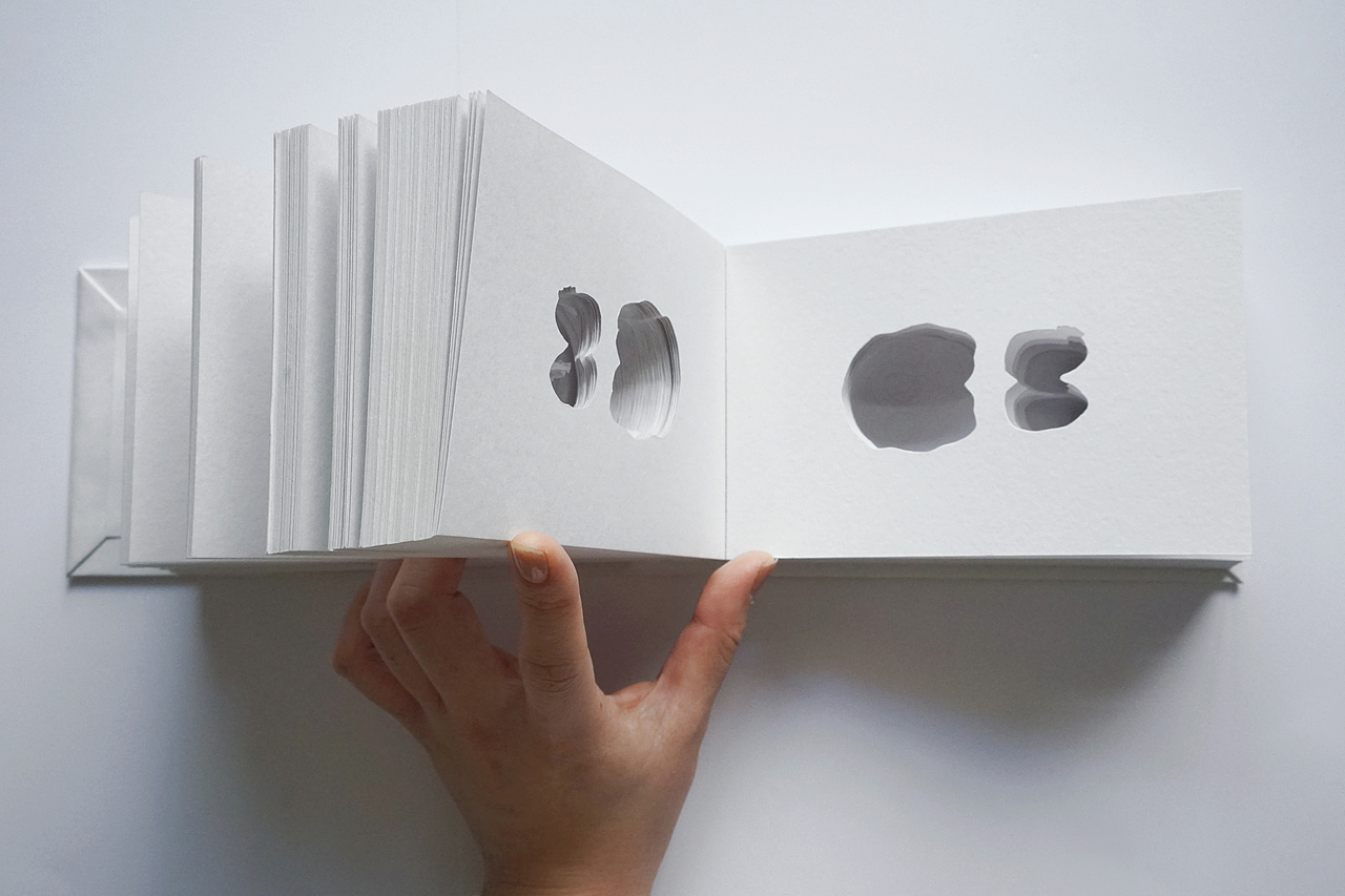 《孤独の島》概念书籍（图ZMjUxMTc3Mjk2） - 书籍/画册 - 站酷设计师sun_mooon原创素材 - 站酷ZCOOL