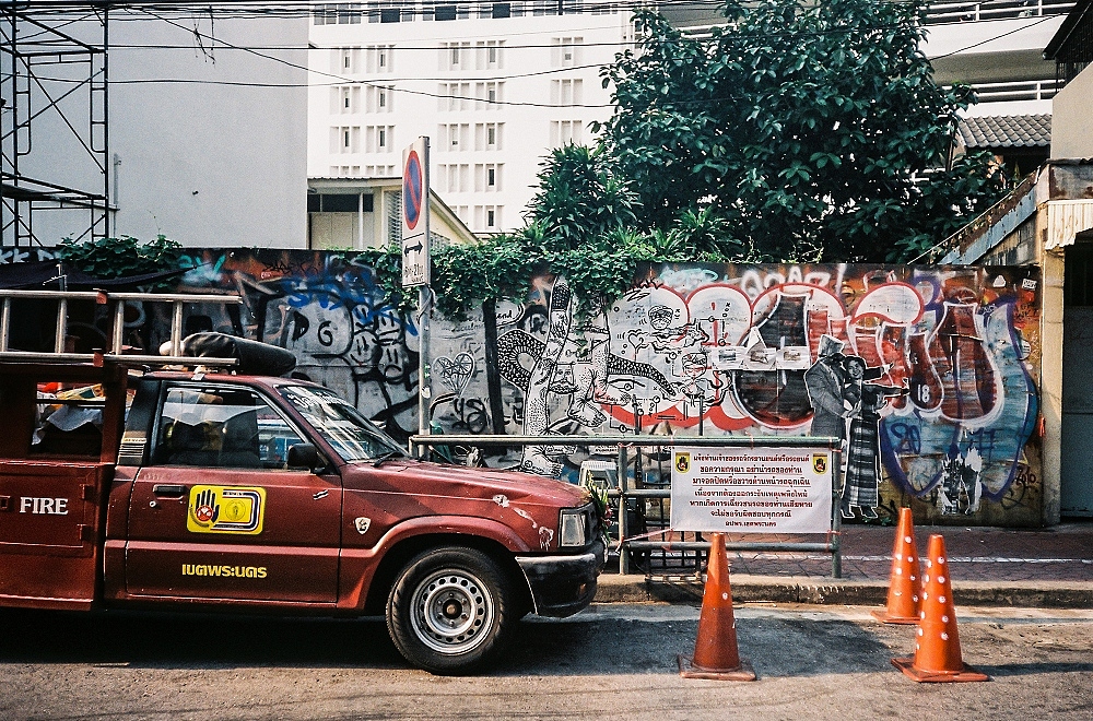 曼谷街头（图ZMTk5NzcxNTY0） - 人文/纪实摄影 - 站酷设计师达尔达尼洋原创素材 - 站酷ZCOOL