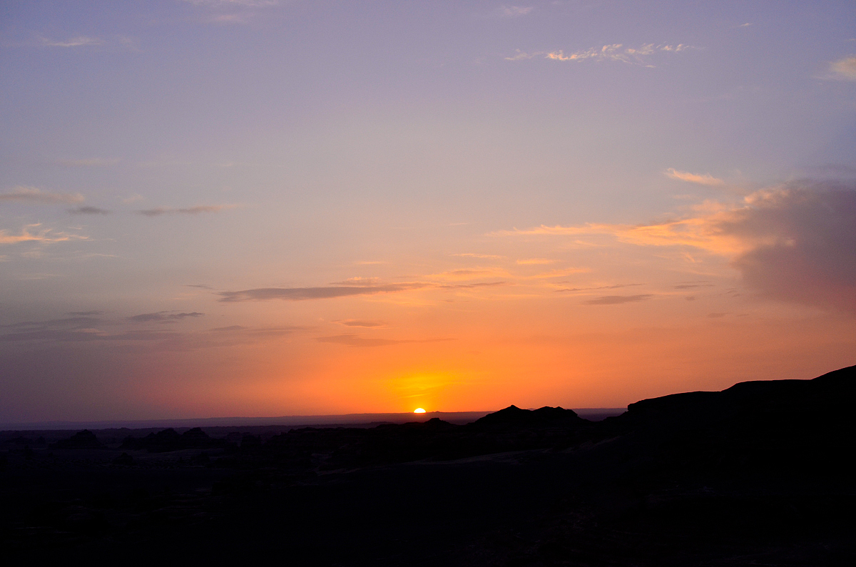 12年6月，兰州-嘉峪关-敦煌-西安（图ZNzI3MjUxMg==） - 风光摄影 - 站酷设计师blue_hermit原创素材 - 站酷ZCOOL
