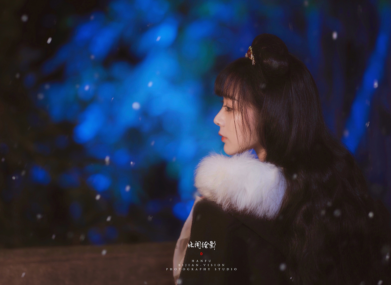 汉服之夜游凌云（图ZMjMwNjQ3NTgw） - 人像摄影 - 站酷设计师比间绘影原创素材 - 站酷ZCOOL
