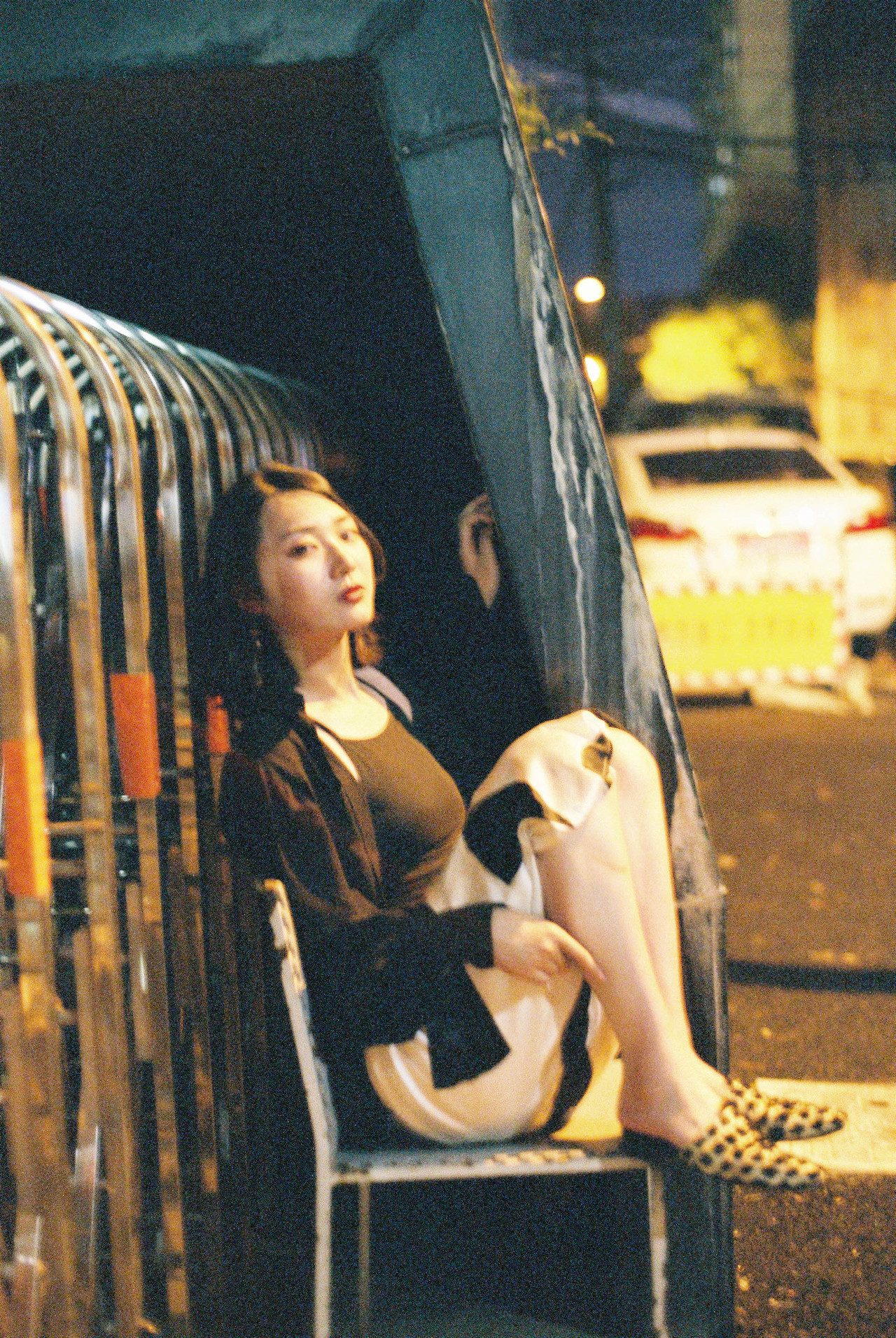 胶片-人像摄影-情绪（图ZMTIzMjMyMDIw） - 人像摄影 - 站酷设计师猎人十三原创素材 - 站酷ZCOOL