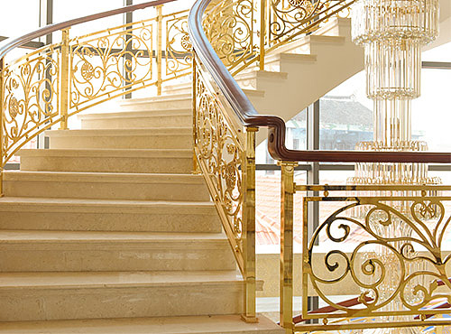 奢华新款别墅旋转纯铜雕花楼梯护栏扶手