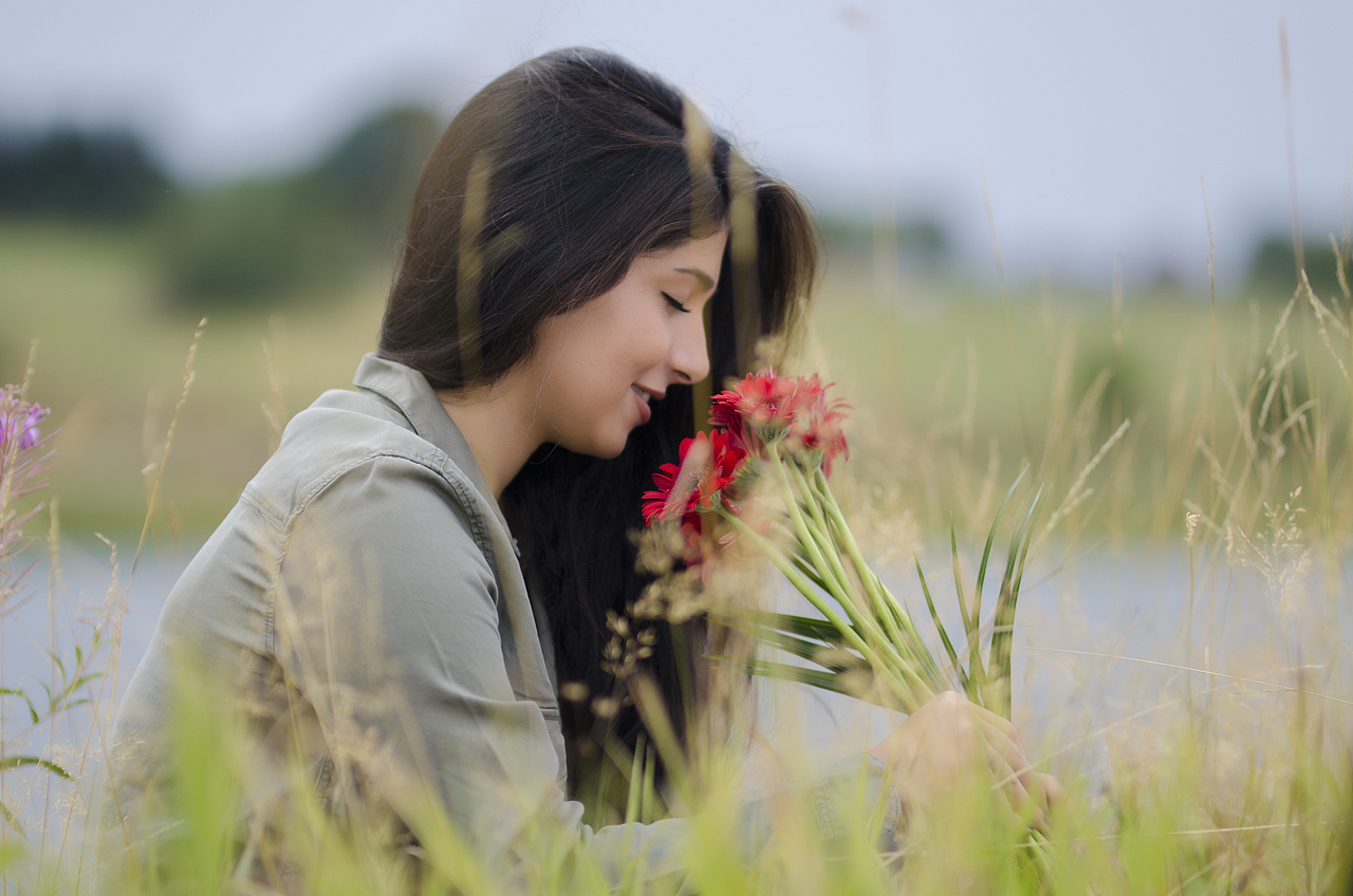 She is Arezoo（图ZMTI1MzA2MzQw） - 人像摄影 - 站酷设计师城客存存原创素材 - 站酷ZCOOL