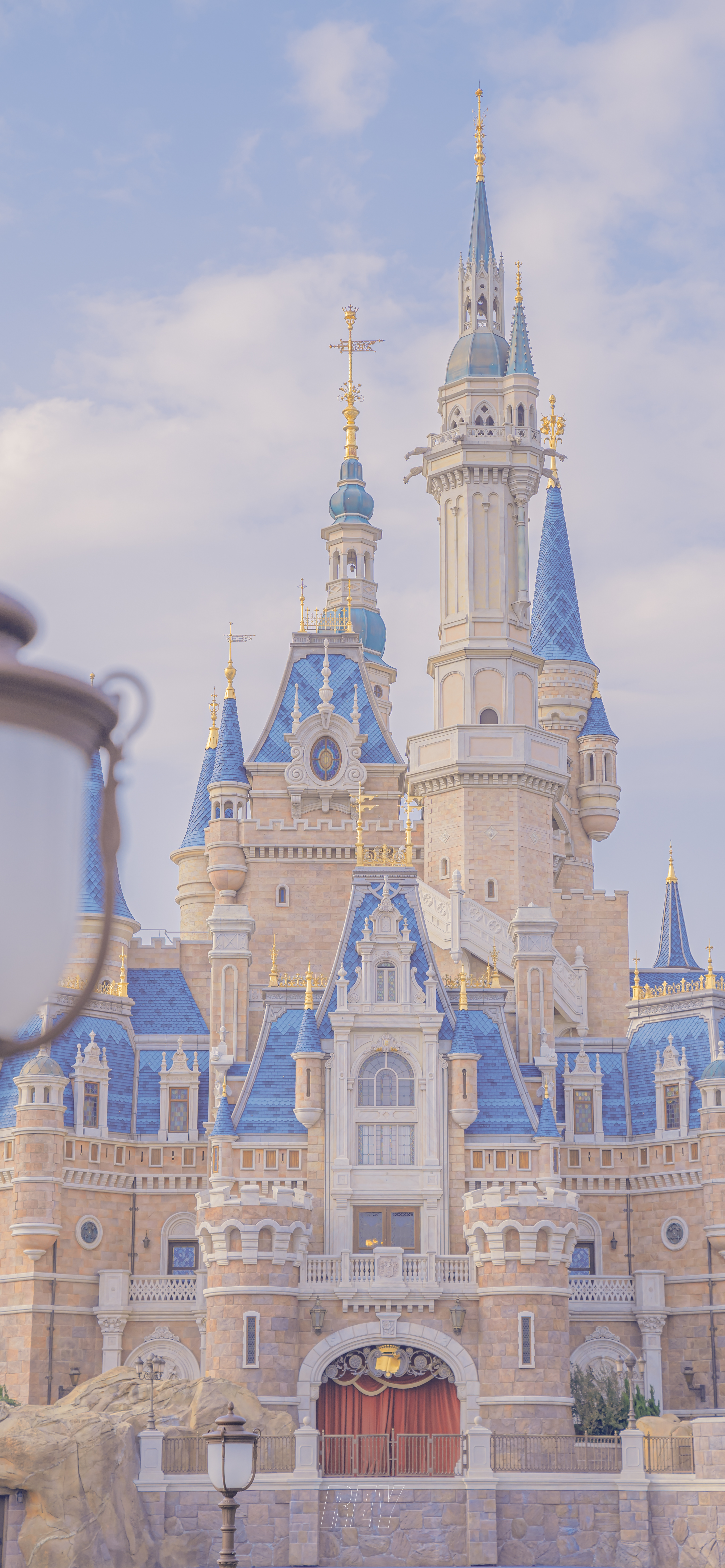 迪士尼城堡锁屏图片