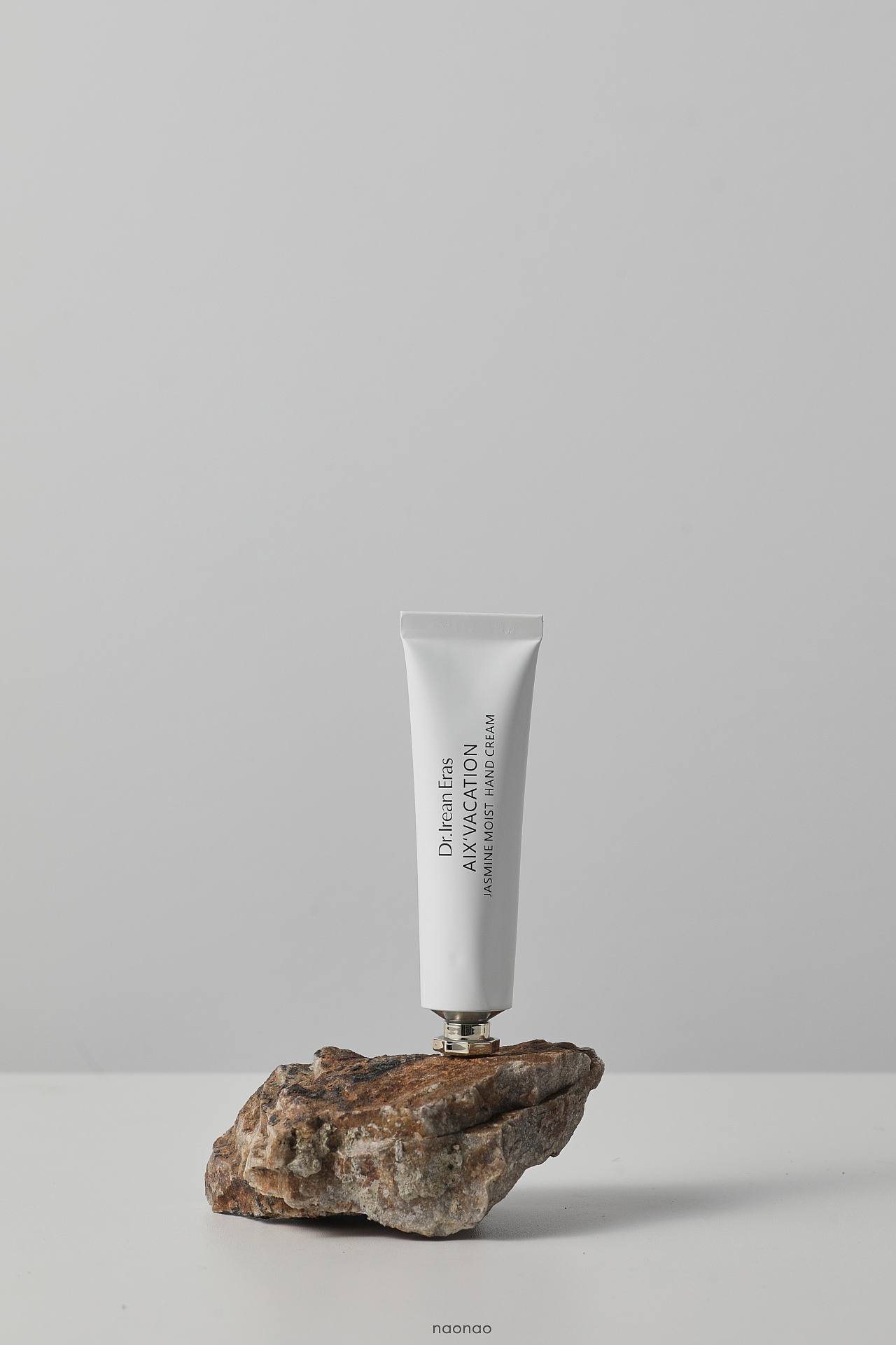 静物摄影|简约风护手霜拍摄|摄影|产品摄影|翟小宅 - 原创作品 - 站酷