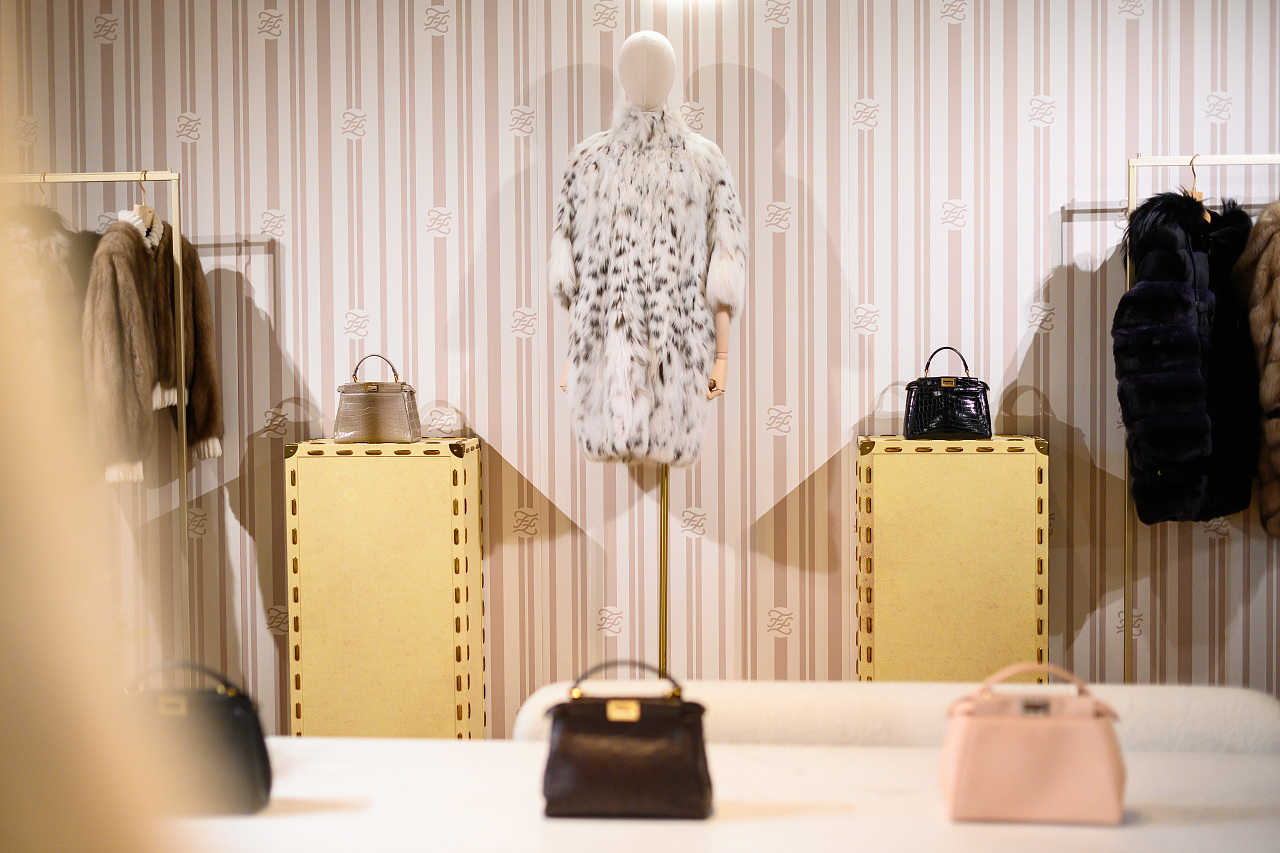 【奢侈品】FENDI贵宾皮草预览会