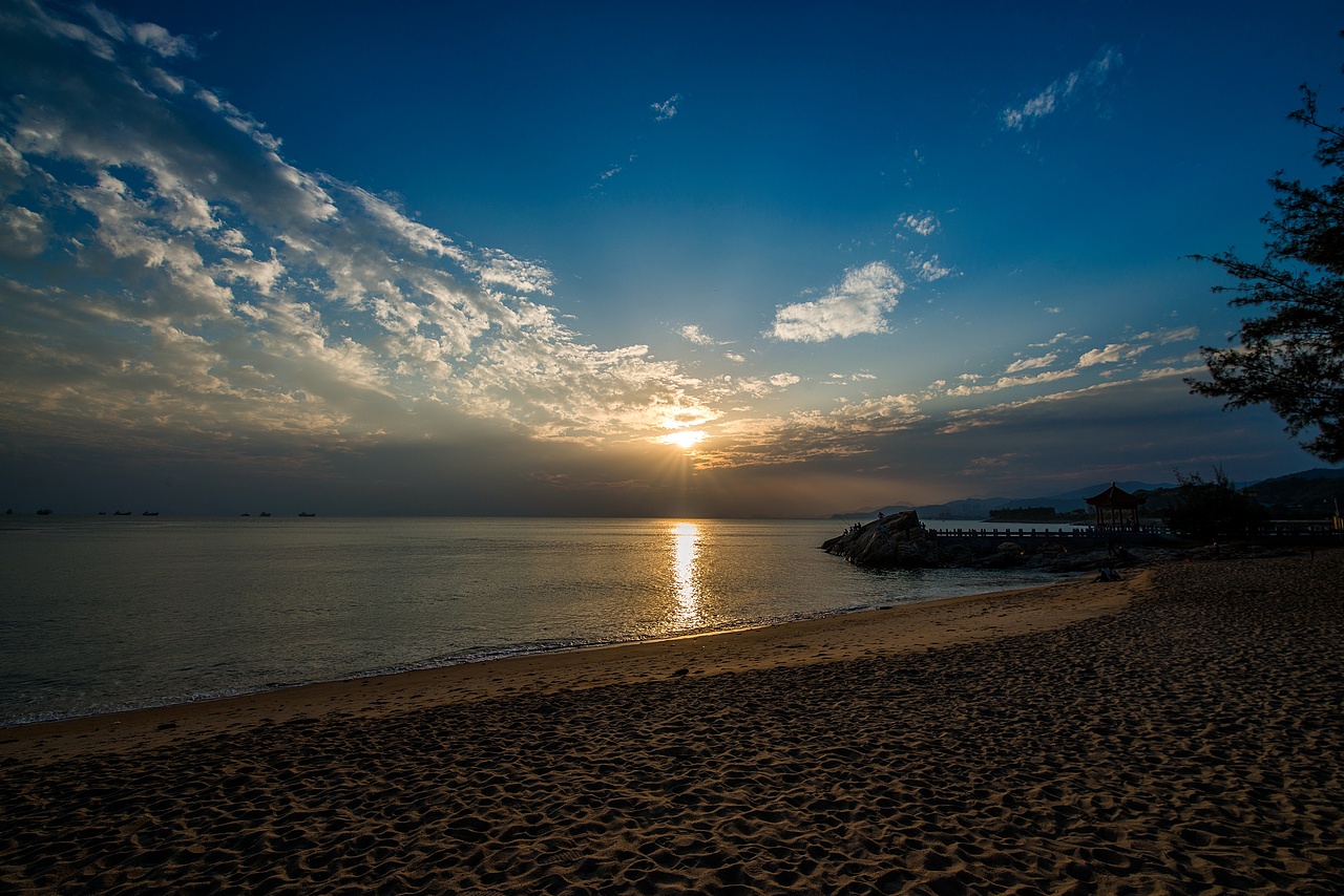 一路向东，骑行大鹏、校场尾与官湖（图ZNjUwMTgzMDA=） - 风光摄影 - 站酷设计师品木创意摄影原创素材 - 站酷ZCOOL