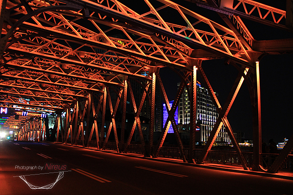 有一天我去了外滩然后...上海外滩夜景！（图ZNTI4MjEyNA==） - 风光摄影 - 站酷设计师Sheldon十月原创素材 - 站酷ZCOOL