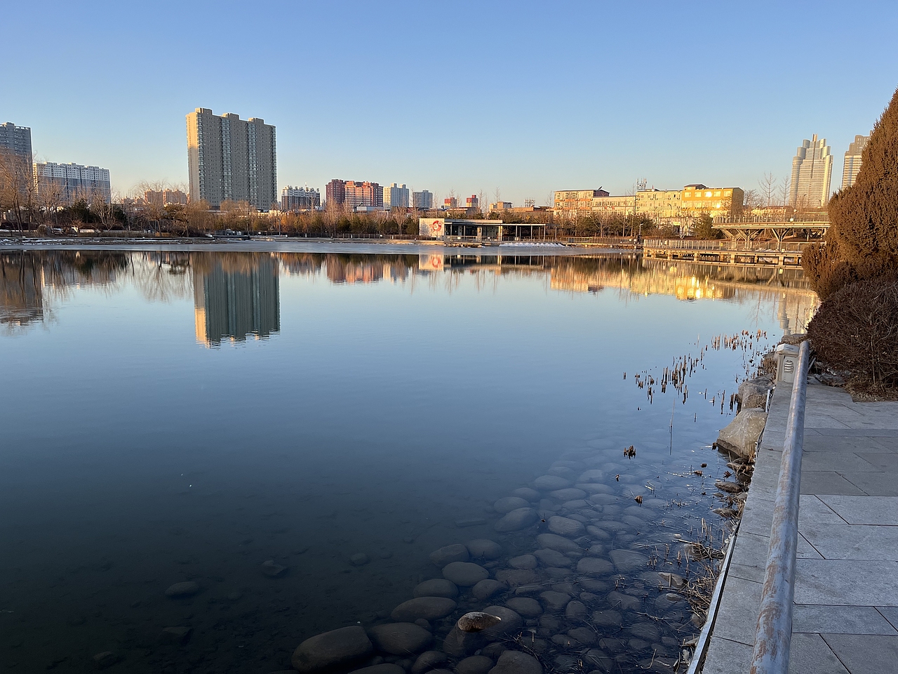 生活不是缺少美（圖ZMzMxNzE2MjAw） - 風(fēng)光攝影 - 站酷設(shè)計師蝶戀花7692原創(chuàng)素材 - 站酷ZCOOL