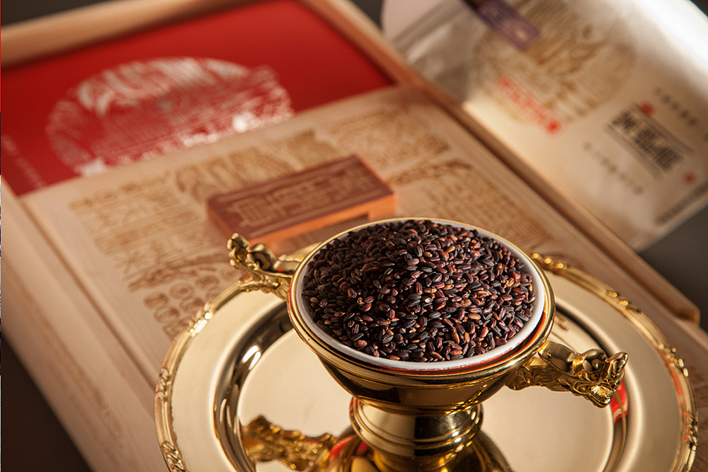 紫秾农林 / 紫鹊贡紫米