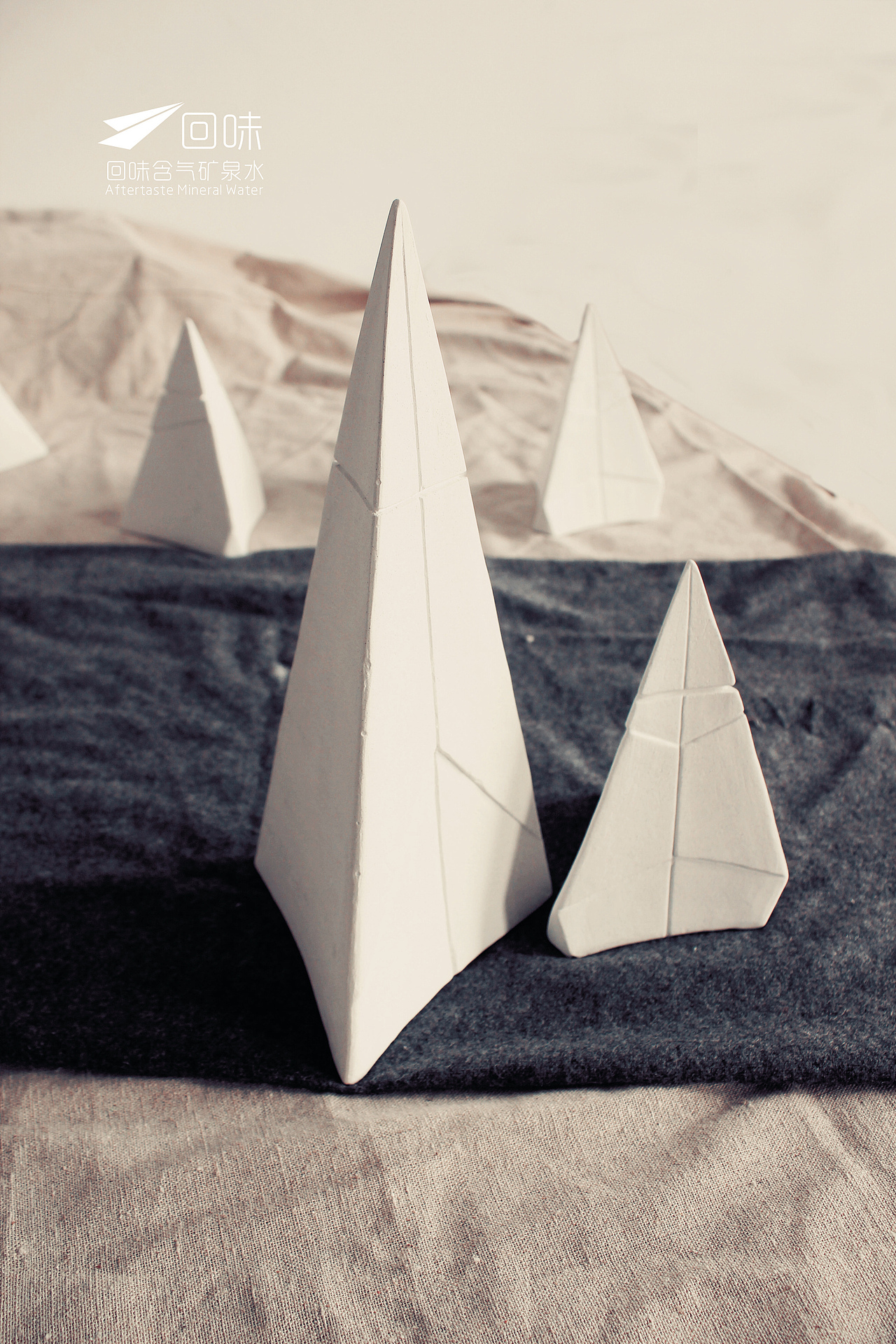 回味含气矿泉水瓶形设计（图ZMTAxMDMzNjQ=） - 包装 - 站酷设计师旭東原创素材 - 站酷ZCOOL