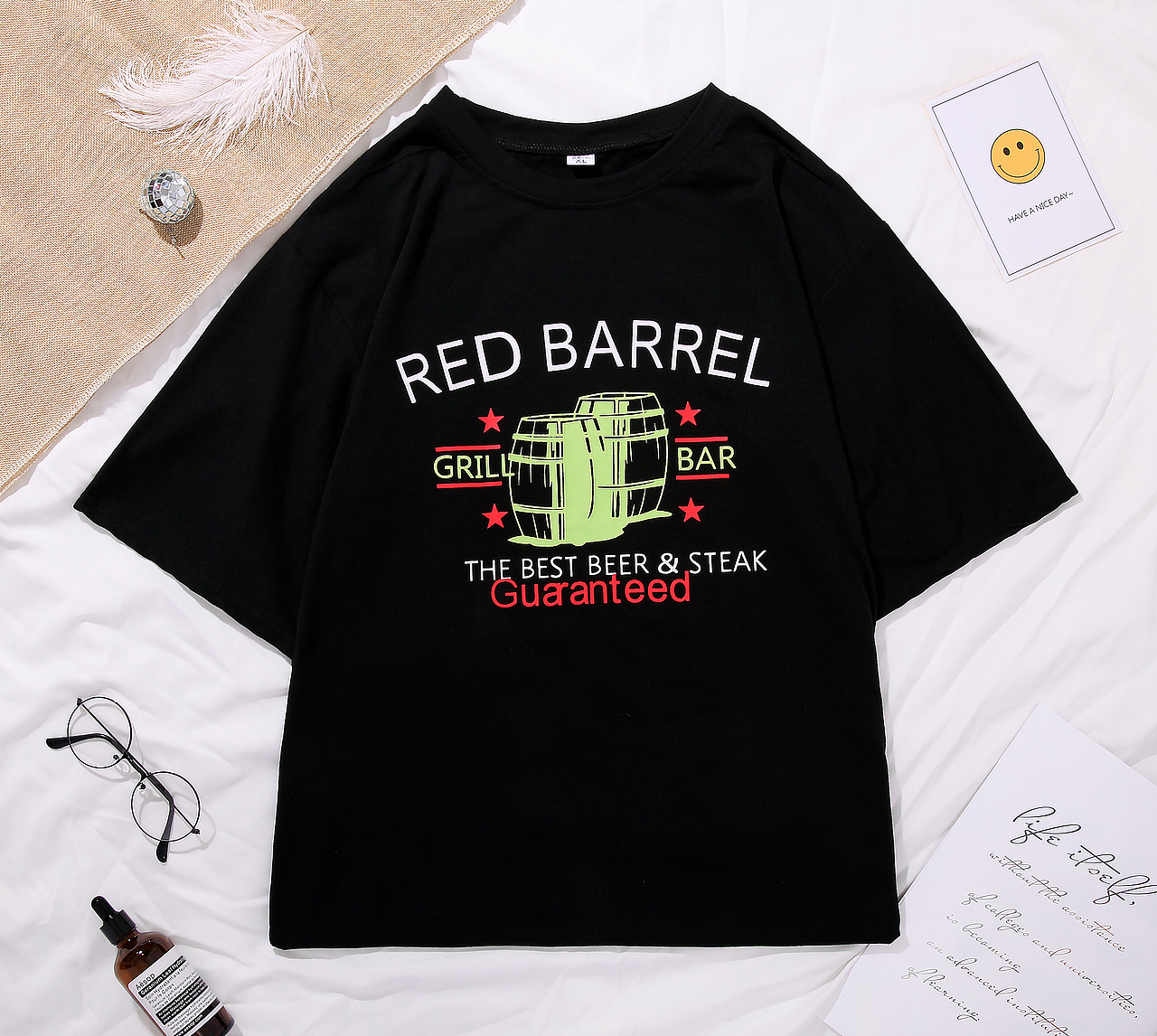 創(chuàng)意平鋪（圖ZMTQ3OTUyMzA0） - 產(chǎn)品攝影 - 站酷設(shè)計(jì)師One小原創(chuàng)素材 - 站酷ZCOOL