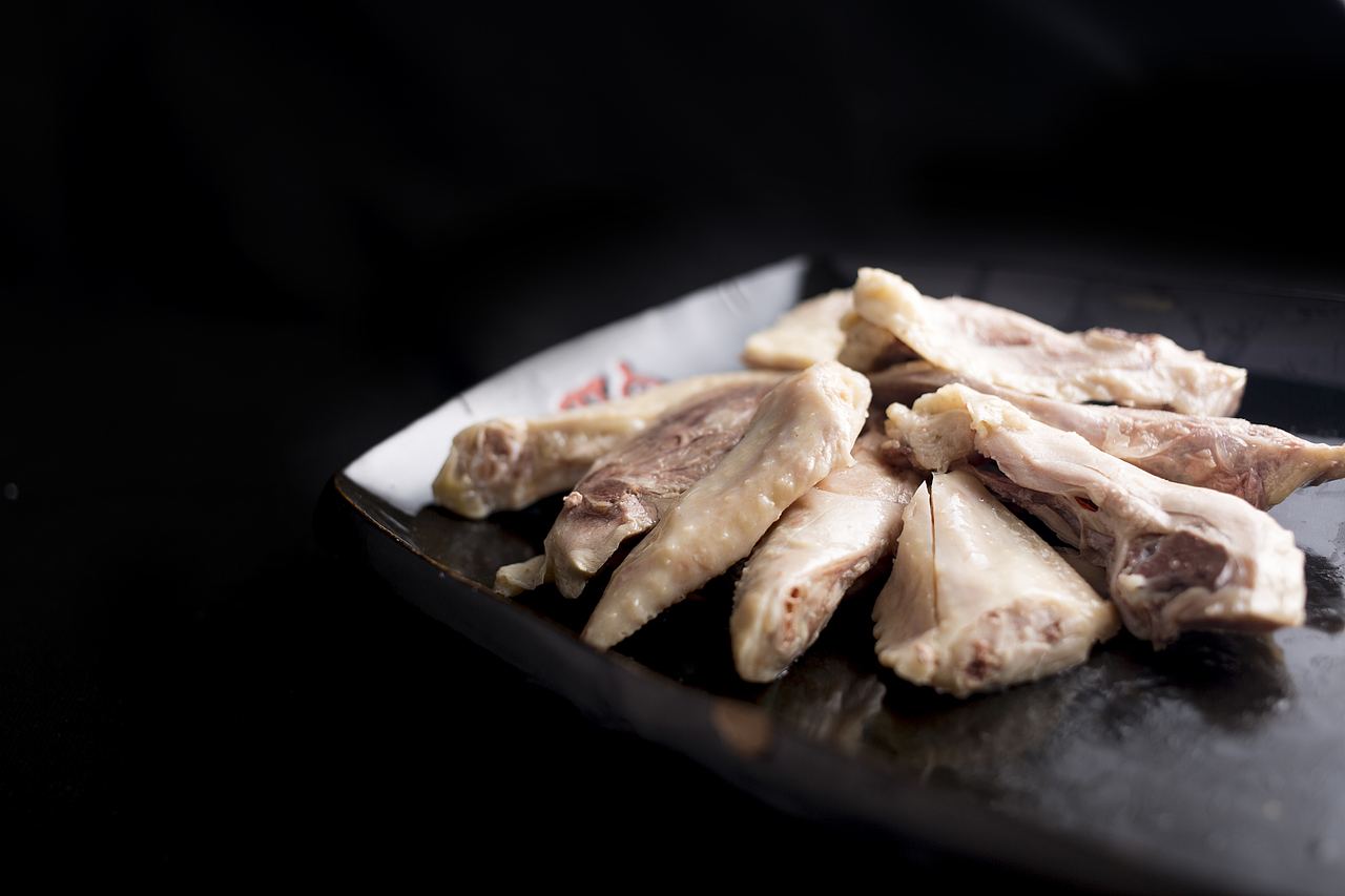 夜深人静，来看看郎爷的鸡吧（图ZMTM1NDUyODQ0） - 产品摄影 - 站酷设计师狗不李包子原创素材 - 站酷ZCOOL