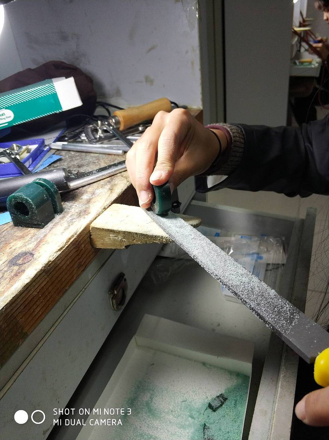 首饰设计-鱼，蜡雕倒膜(及手绘工艺步骤图)（图ZMTk1OTg0MTQ4） - 首饰设计 - 站酷设计师Zzz_脆脆鱬原创素材 - 站酷ZCOOL