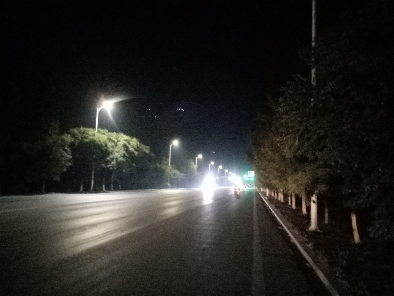 不那么漂亮且平凡的夜景（图ZMTMwNjI5MjAw） - 环境/建筑摄影 - 站酷设计师Z08124324原创素材 - 站酷ZCOOL