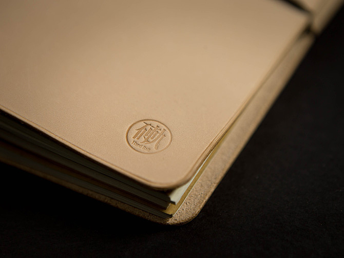 硬轨手工皮具——日记本与零钱包（图ZNzMxNzg1NzY=） - 工艺品设计 - 站酷设计师jeff_wang原创素材 - 站酷ZCOOL