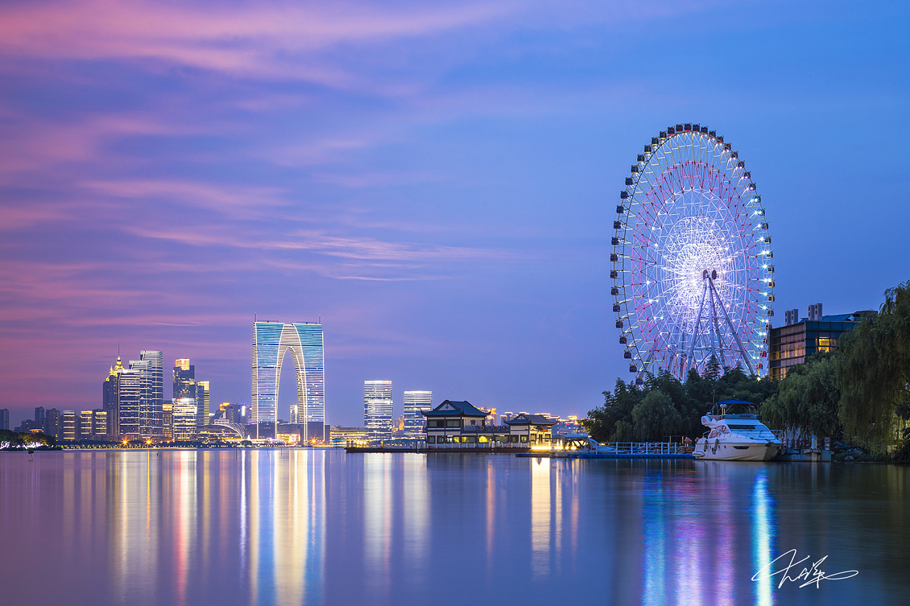 苏州工业园区夜景