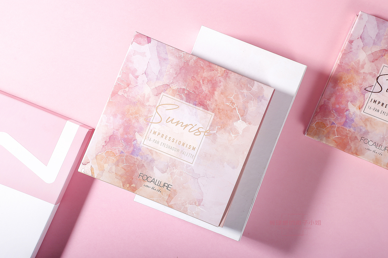 菲鹿儿眼影盘|美妆