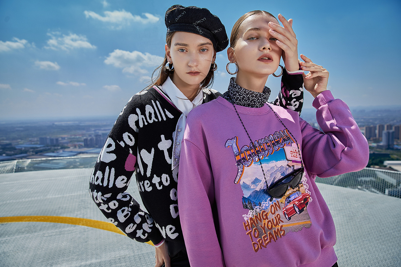 云端漫步，尋找春天的氣息（圖ZMjg5MzkzNzY0） - 人像攝影 - 站酷設(shè)計師知間BETWEEN原創(chuàng)素材 - 站酷ZCOOL