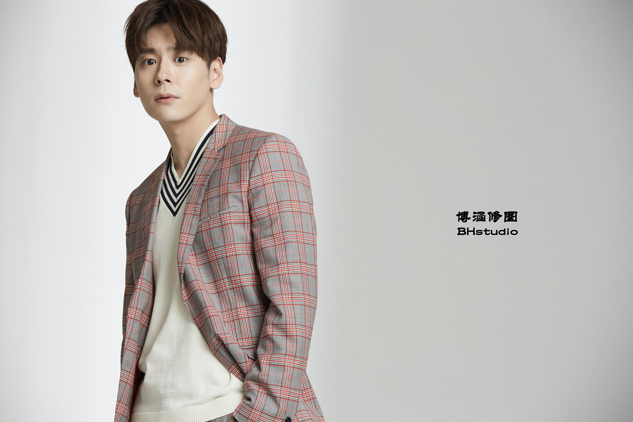 艺人:魏哲明|摄影|修图/后期|博涵修图 - 原创作品 - 站酷 (zcool)