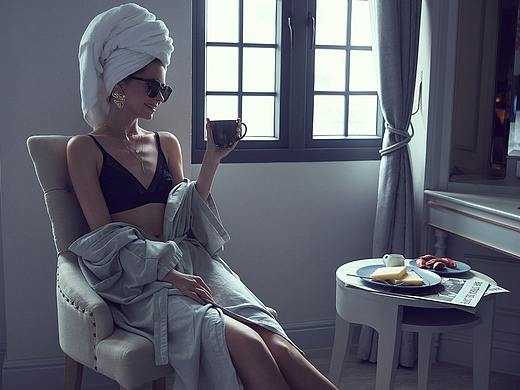 [ 初梦 ]-mood（个人主页-ZMzIyNDI3MDA=） - 时尚/艺术摄影 - 站酷设计师布梵广告原创素材 - 站酷ZCOOL