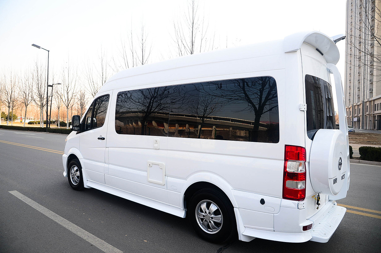 南京金龙b型商旅房车