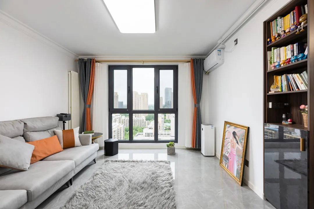 60㎡极简一人居,如何住得更舒服