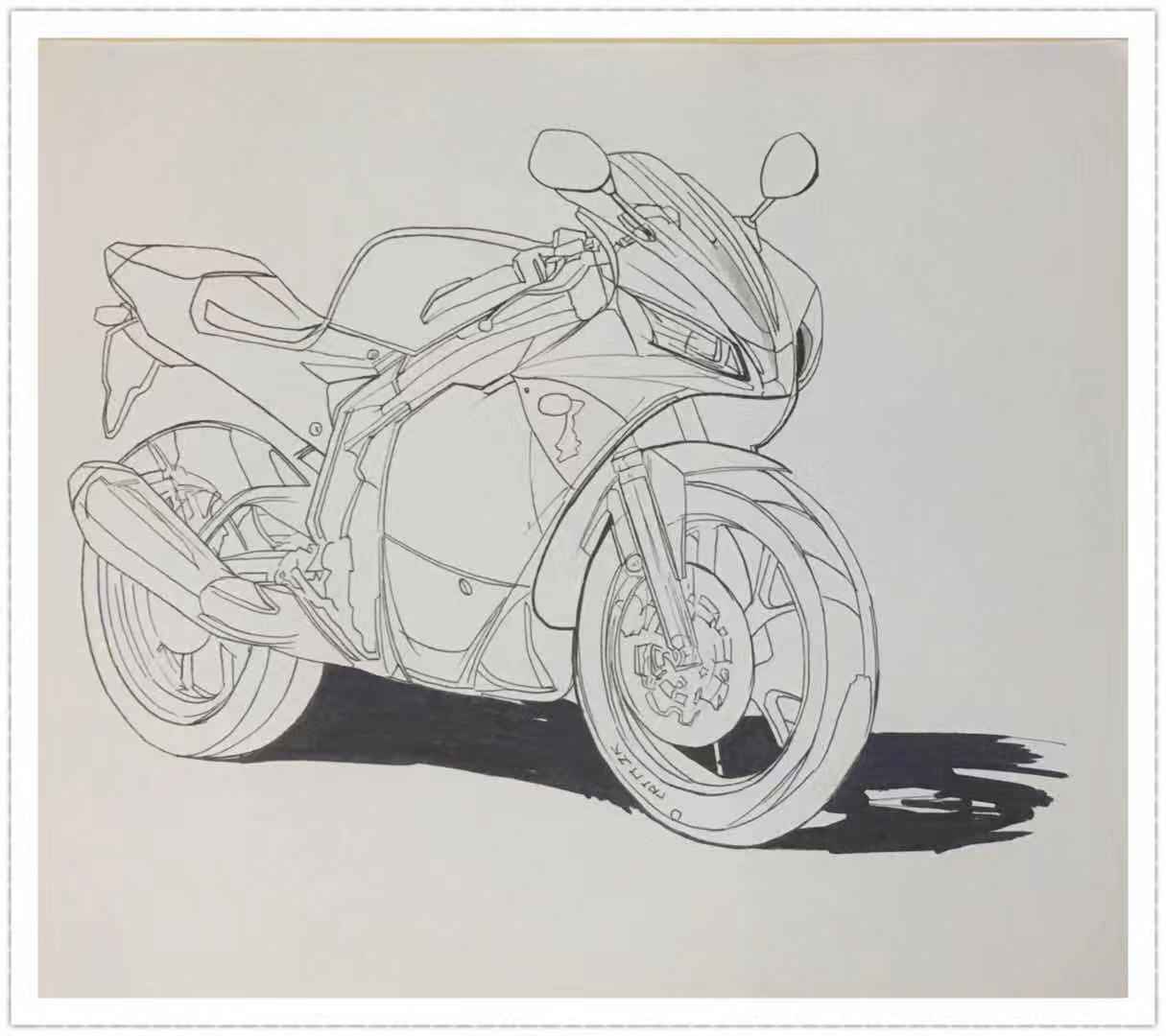 摩托车黑白线描图片