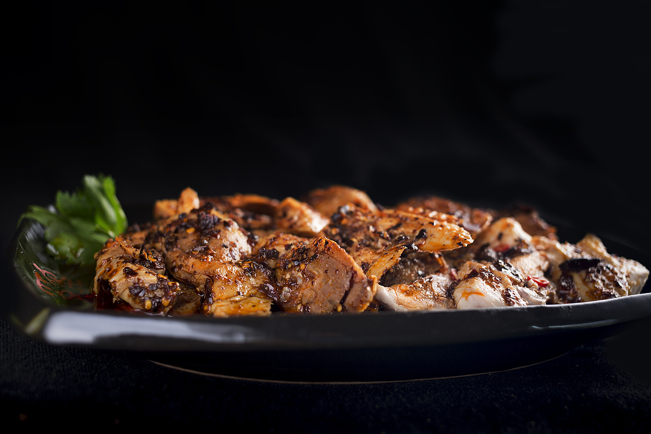 夜深人静，来看看郎爷的鸡吧（图ZMTM1NDUyOTEy） - 产品摄影 - 站酷设计师狗不李包子原创素材 - 站酷ZCOOL