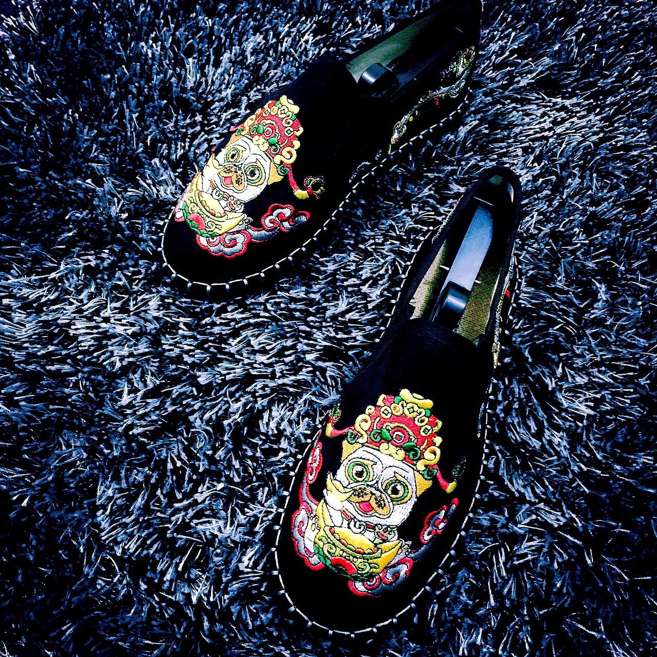 锦绣才子刺绣老布鞋（图ZMTA5MzQ2MzYw） - 商业插画 - 站酷设计师车车向前冲原创素材 - 站酷ZCOOL