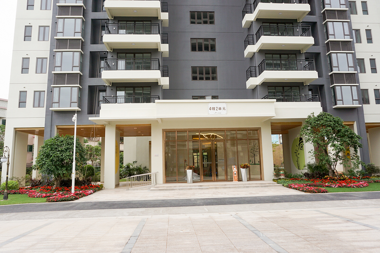 楼盘墙绘茶山碧桂园4栋架空层 墙绘壁画