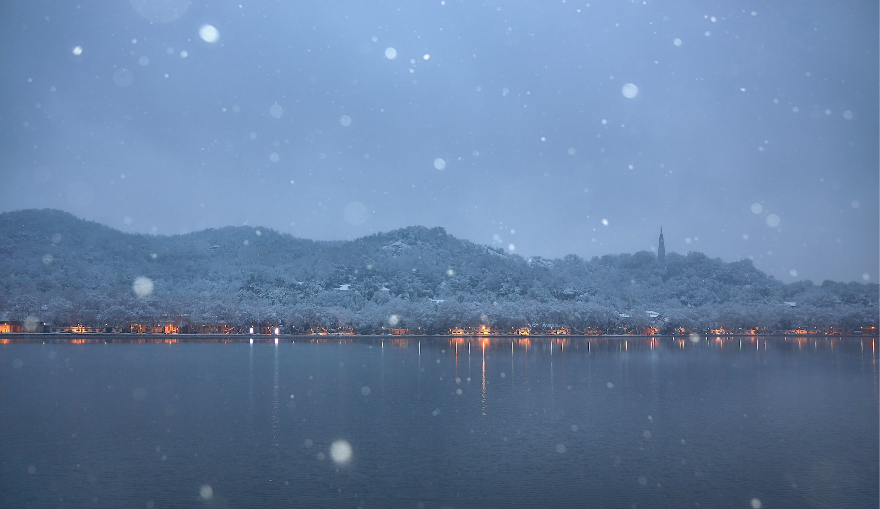 十畫的希區(qū)柯克的個(gè)人主頁（背景預(yù)覽） - 主頁背景設(shè)置 - 站酷設(shè)計(jì)師十畫的希區(qū)柯克原創(chuàng)素材 - 站酷ZCOOL