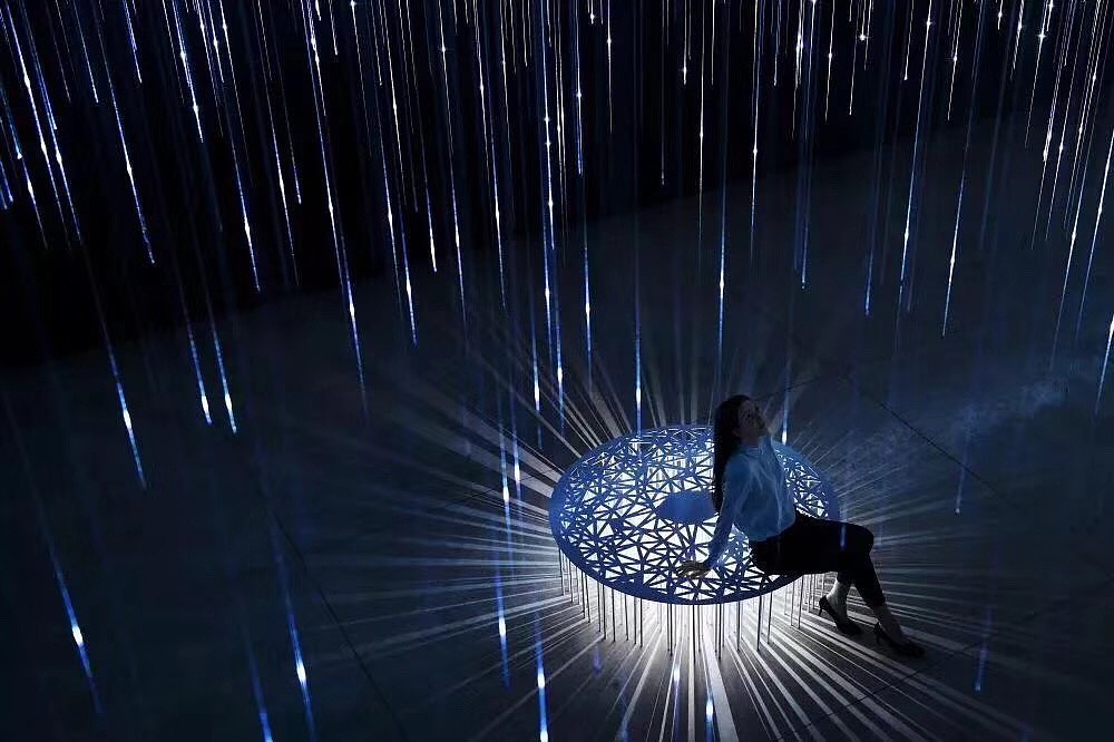 科技设备+交互技术+艺术创意美学，呈现多元化互动装置