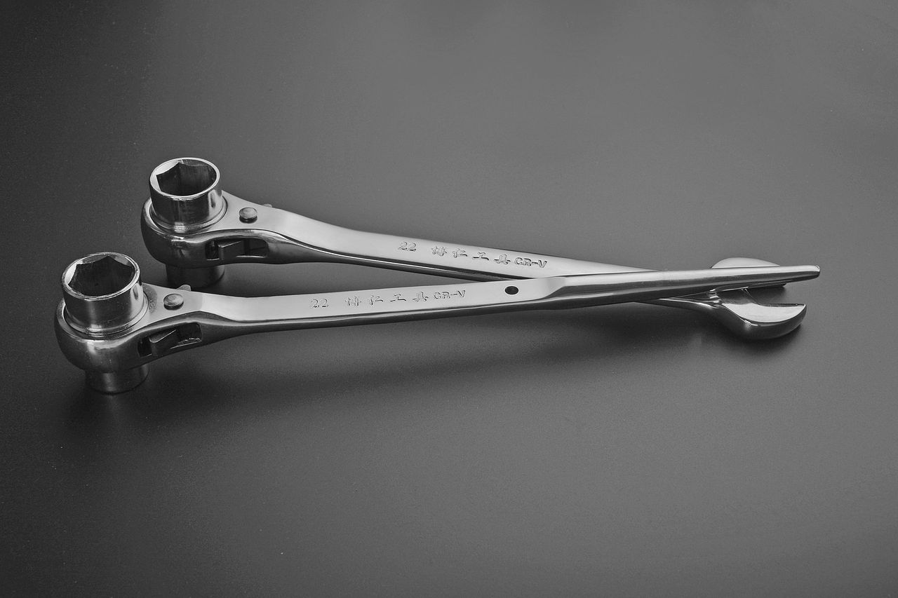 五金产品拍摄金属自拍拍摄黑背景