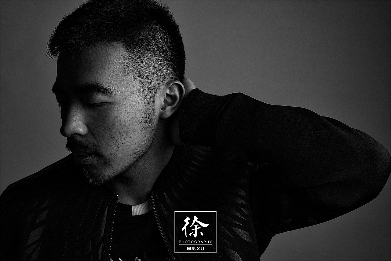 一组黑白情绪写真（图ZNDkwMzg2Mjg=） - 人像摄影 - 站酷设计师Long_genius原创素材 - 站酷ZCOOL