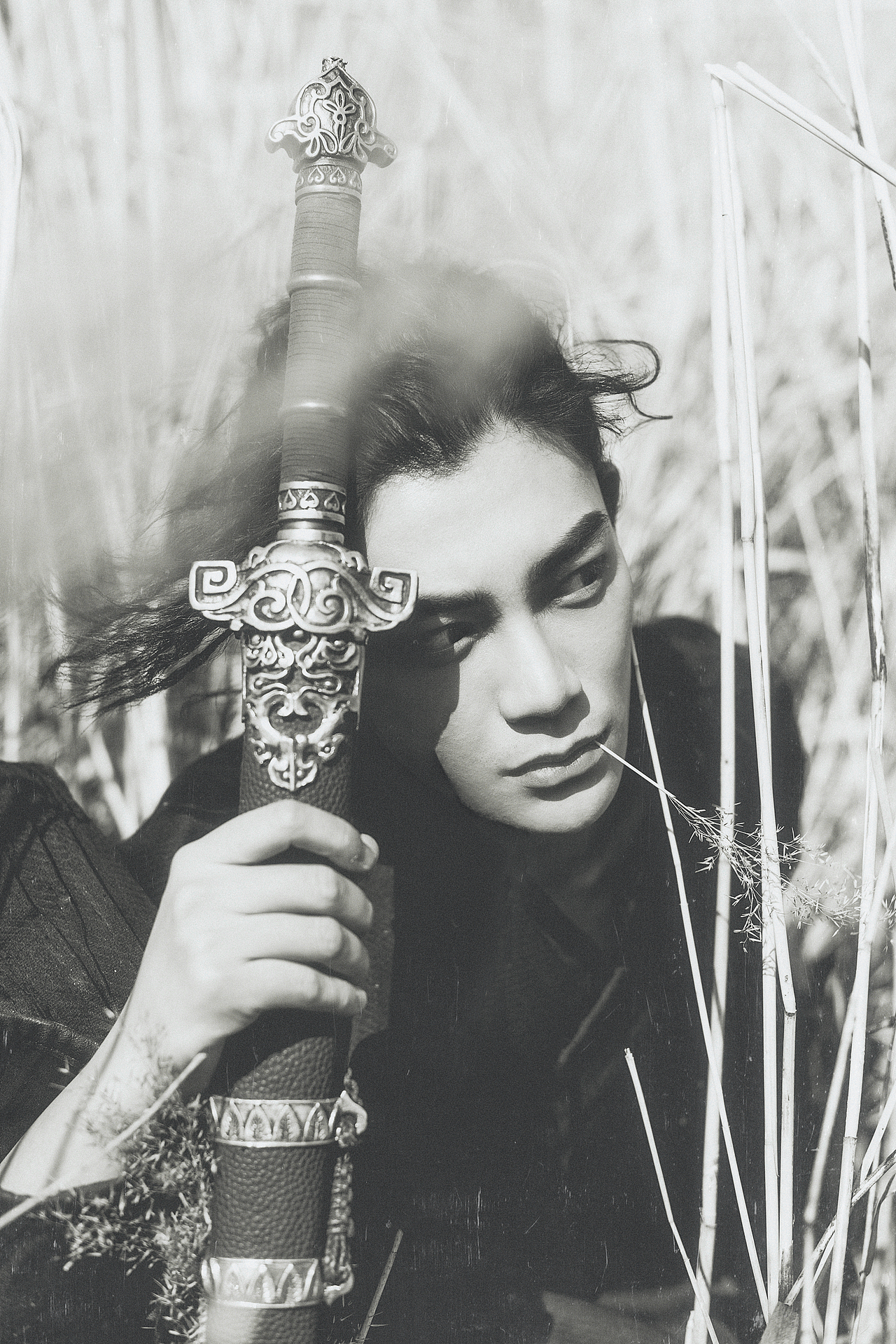 千山我独行,不必相送