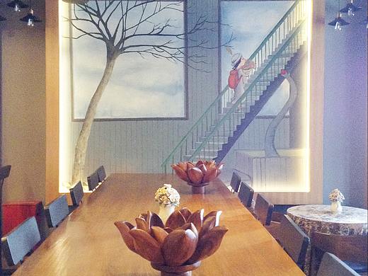 昆明餐厅 墙体彩绘云南壁画 手绘 装饰画 油画国画软装