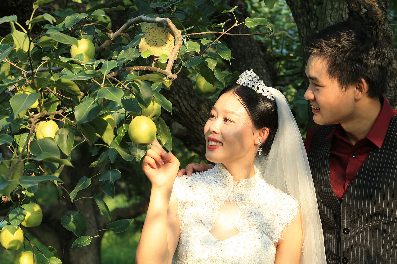 楠楠细语 伟伟道来（爱情甜蜜记之婚纱照来一波嘻嘻~）（图ZMTI5ODgzMzQ0） - 人像摄影 - 站酷设计师小丁当原创素材 - 站酷ZCOOL