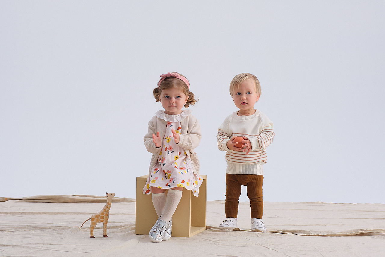 澳洲童鞋品牌Oldsoles-拍摄（图ZMjc4OTk0NDI0） - 产品摄影 - 站酷设计师iGrow爱谷童模原创素材 - 站酷ZCOOL