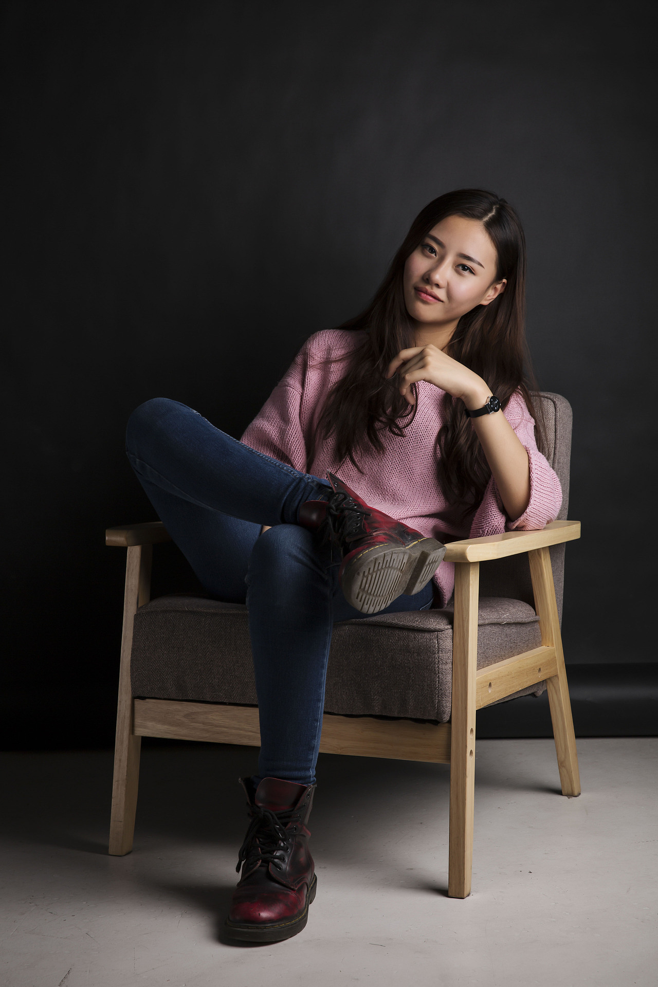 影棚人像（圖ZOTIyODA5ODA=） - 人像攝影 - 站酷設計師李屹倬原創(chuàng)素材 - 站酷ZCOOL