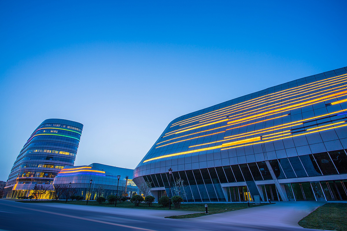 金箭标识——南湖国际会展中心导视设计